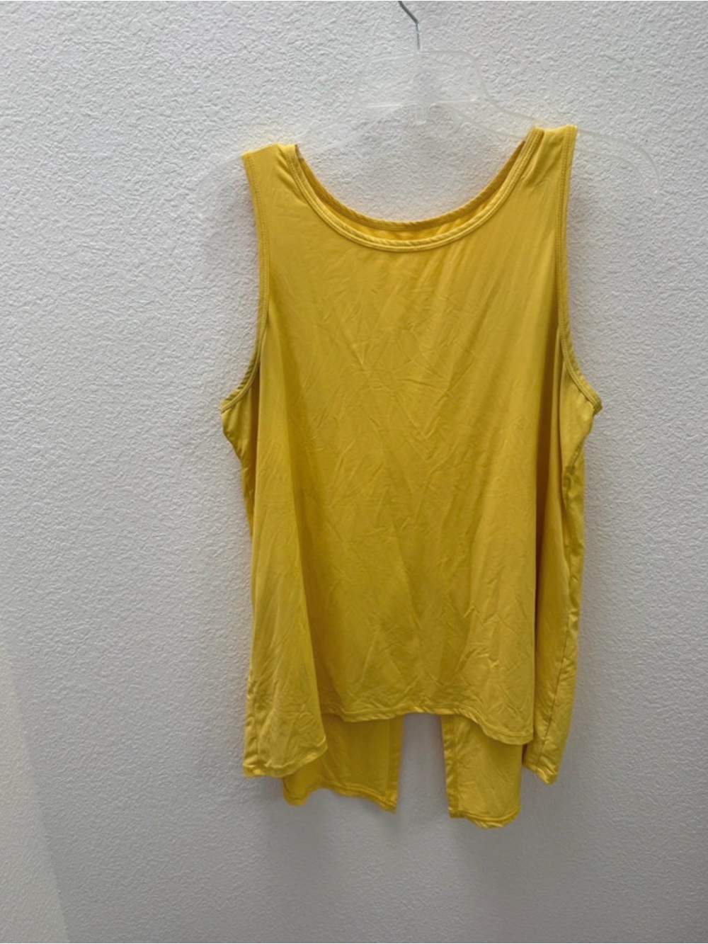 K-DEER Yellow Sleeveless Scoop Neck Tank